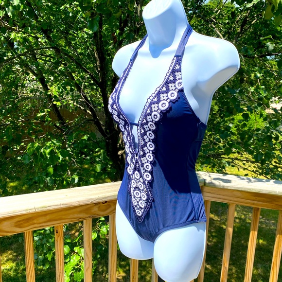 Boho one piece bathing suit size XS - Picture 3 of 6